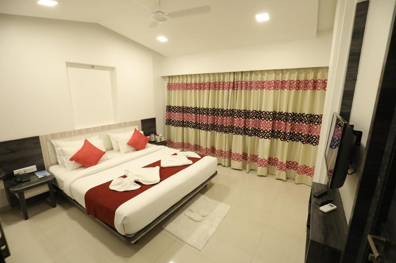 Imperial Grande Resort Lonavla Exterior foto