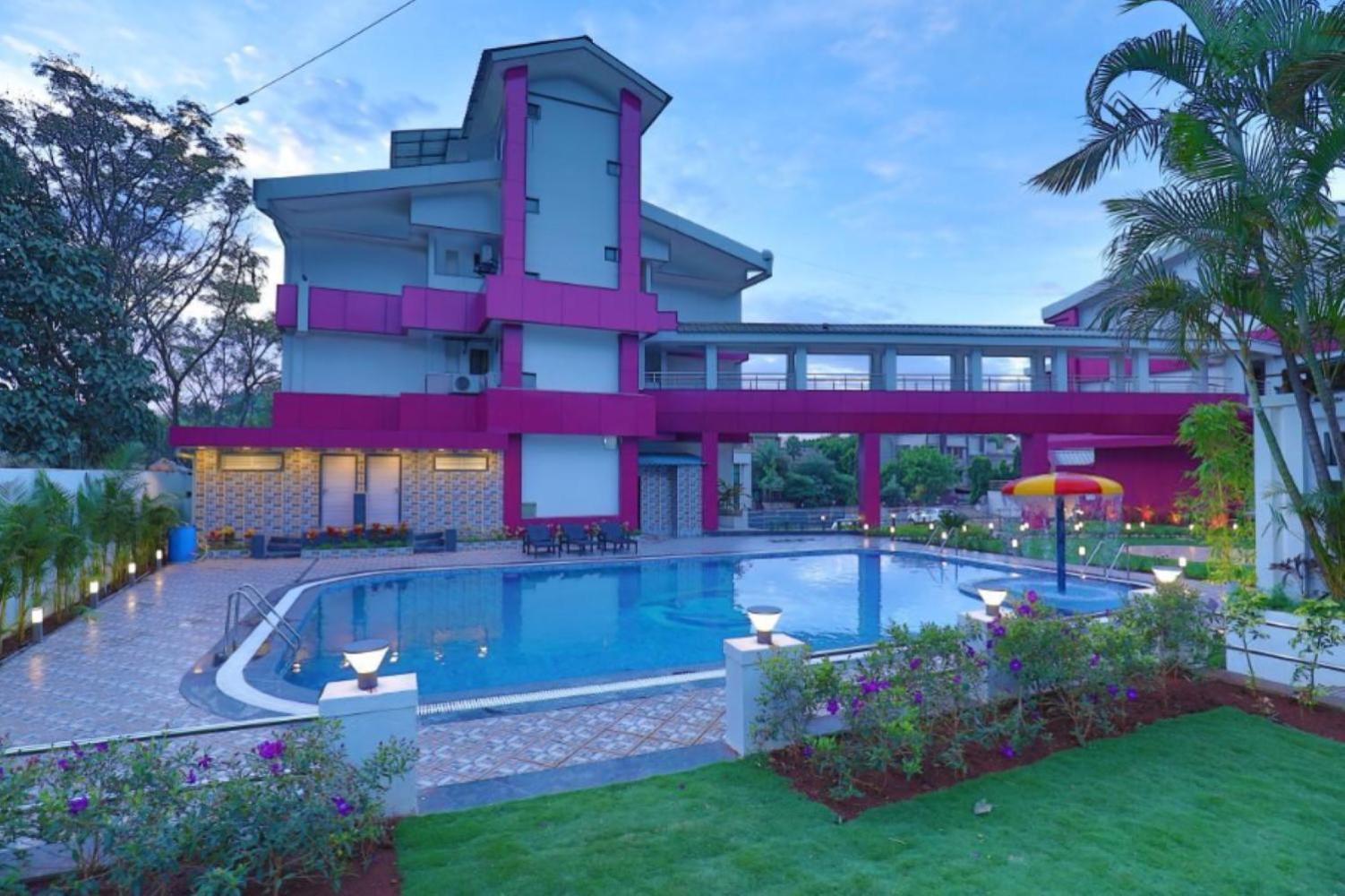 Imperial Grande Resort Lonavla Exterior foto
